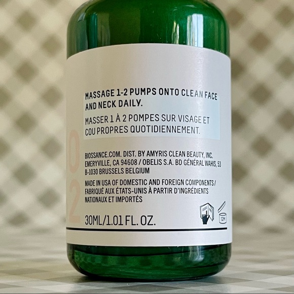 💚New BIOSSANCE Squalane + Vitamin C Dark Spot Serum - Picture 4 of 6